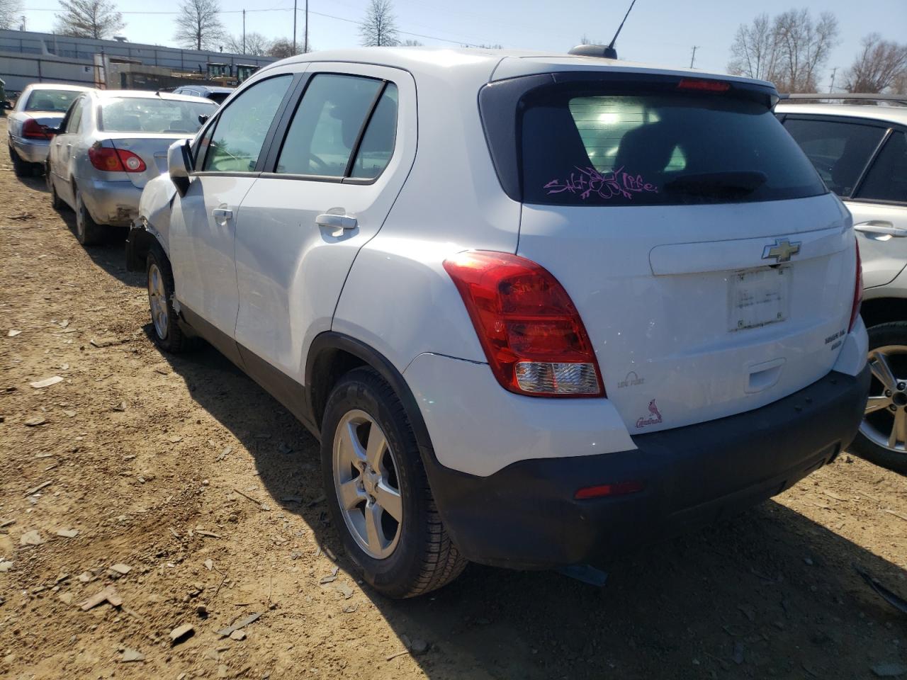 Photo 3 from auction – 2015 CHEVROLET TRAX 1LS with VIN KL7CJPSB2FB136318