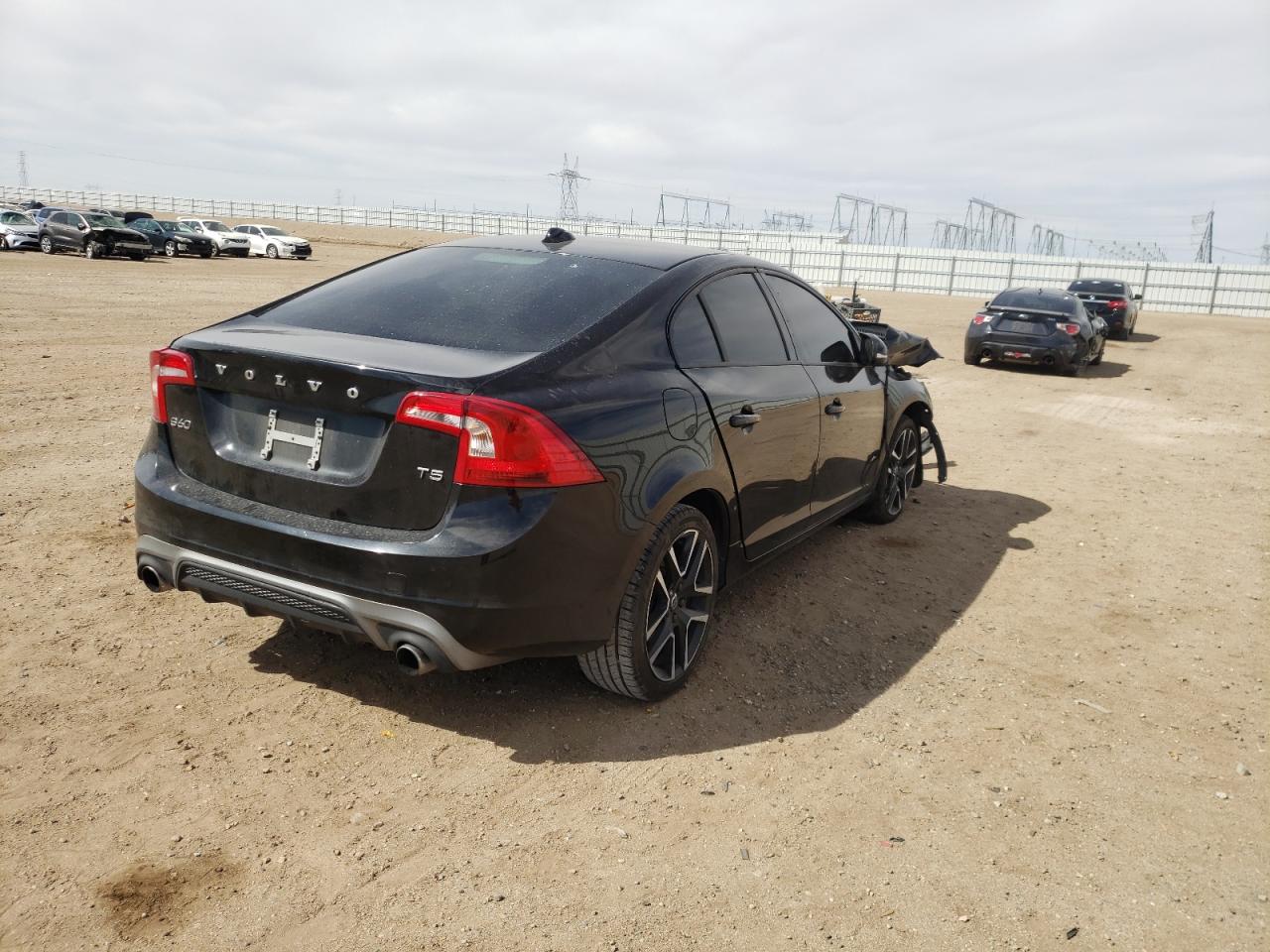 Photo 4 from auction – 2017 VOLVO S60 with VIN YV126MFL7H2437245