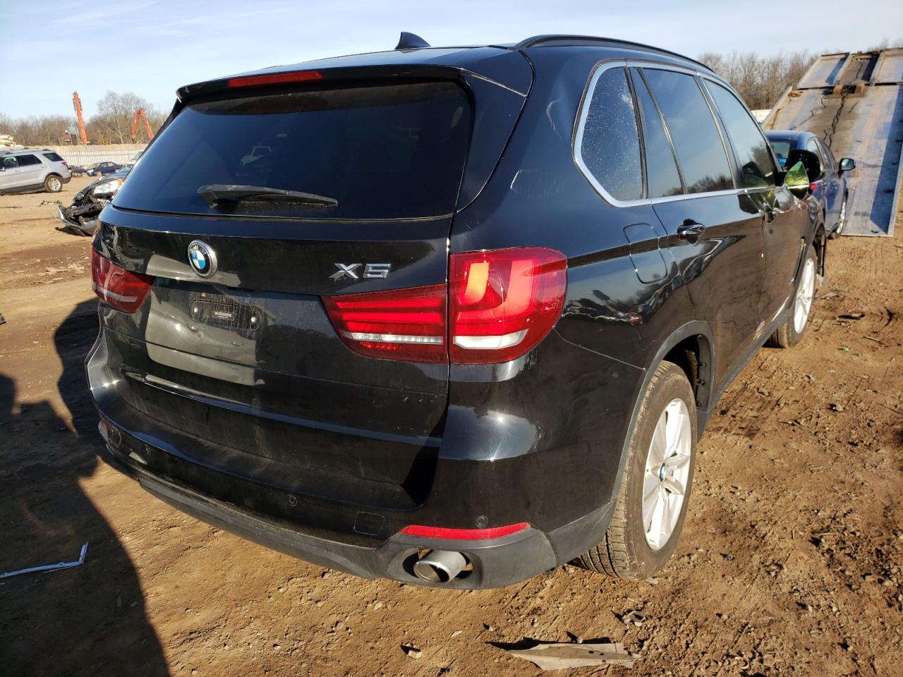 Photo 4 from auction – 2015 BMW X5 XDRIVE3 with VIN 5UXKR0C59F0K54562