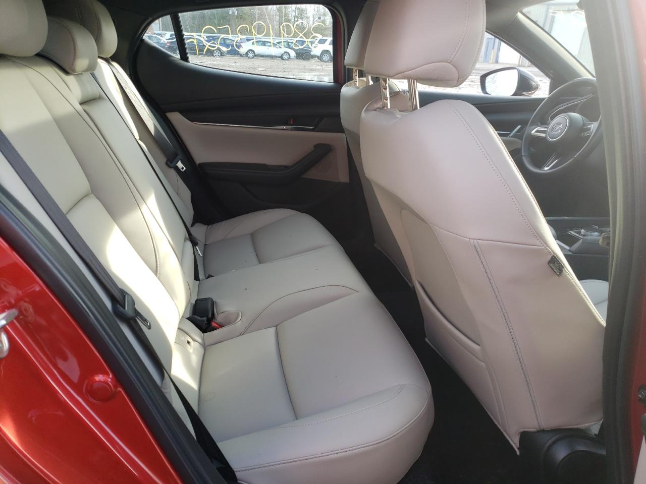 Photo 6 from auction – 2021 MAZDA 3 with VIN JM1BPBJY5M1347960