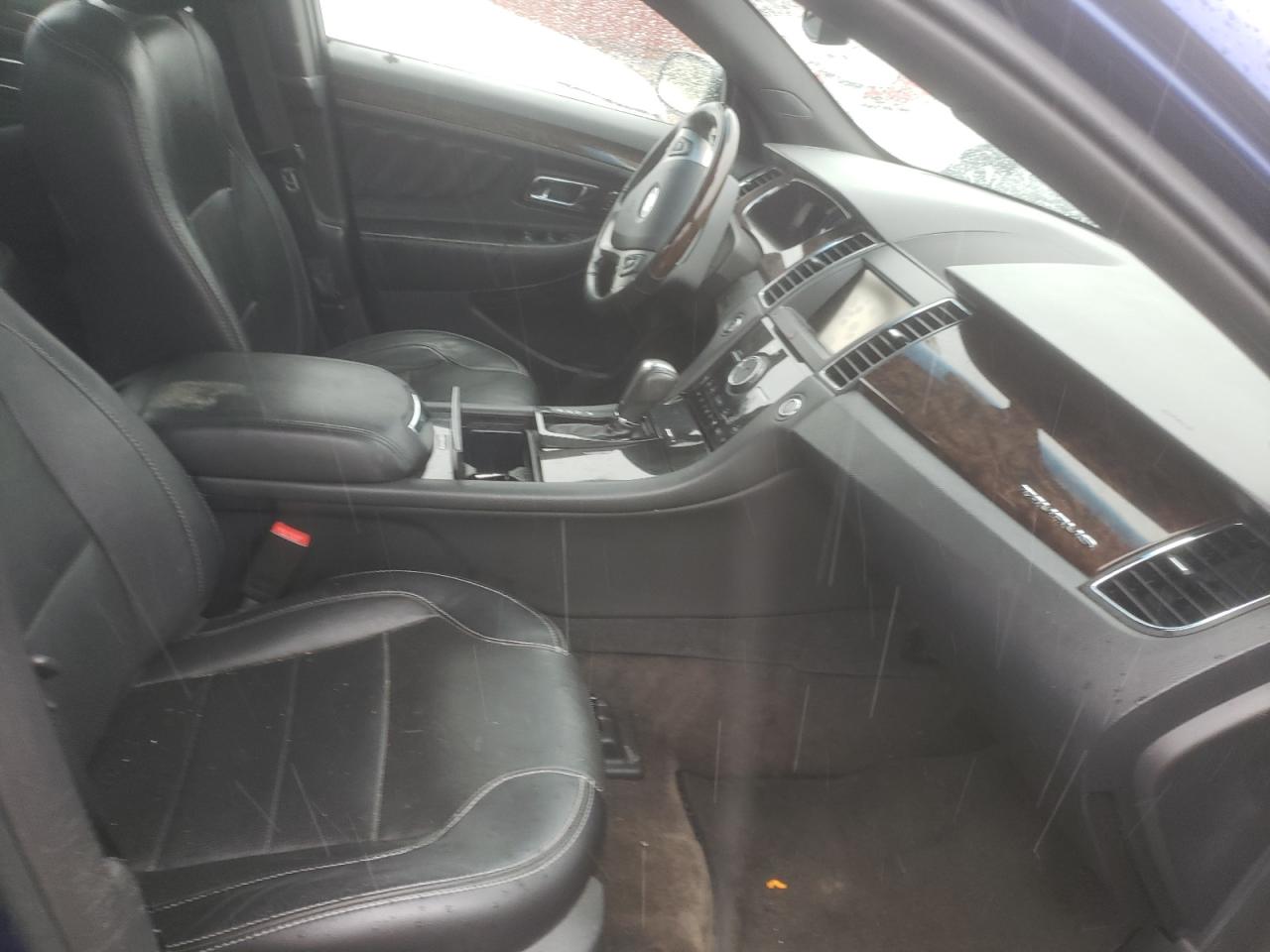Photo 5 from auction – 2013 FORD TAURUS LIM with VIN 1FAHP2F81DG235260