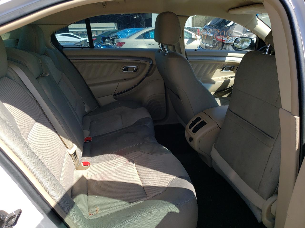 Photo 6 from auction – 2013 FORD TAURUS SEL with VIN 1FAHP2E80DG176607