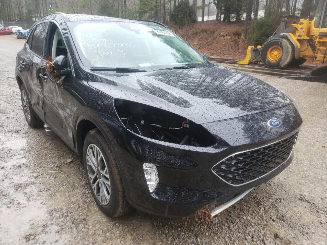 Photo 1 from auction – 2021 FORD ESCAPE SEL with VIN 1FMCU9H67MUB10133