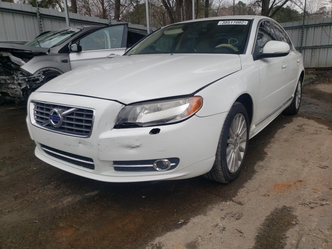 Photo 2 from auction – 2012 VOLVO S80 3.2 with VIN YV1952AS5C1152773