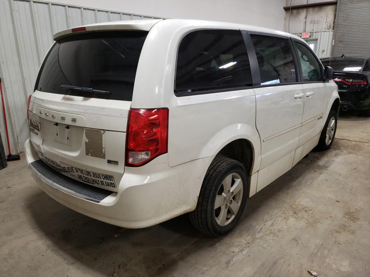 Photo 4 from auction – 2013 DODGE GRAND CARA with VIN 2C7WDGBG0DR651063