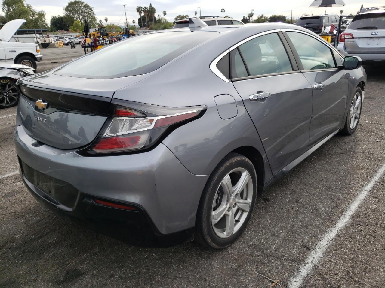 Photo 4 from auction – 2018 CHEVROLET VOLT LT with VIN 1G1RC6S52JU145389