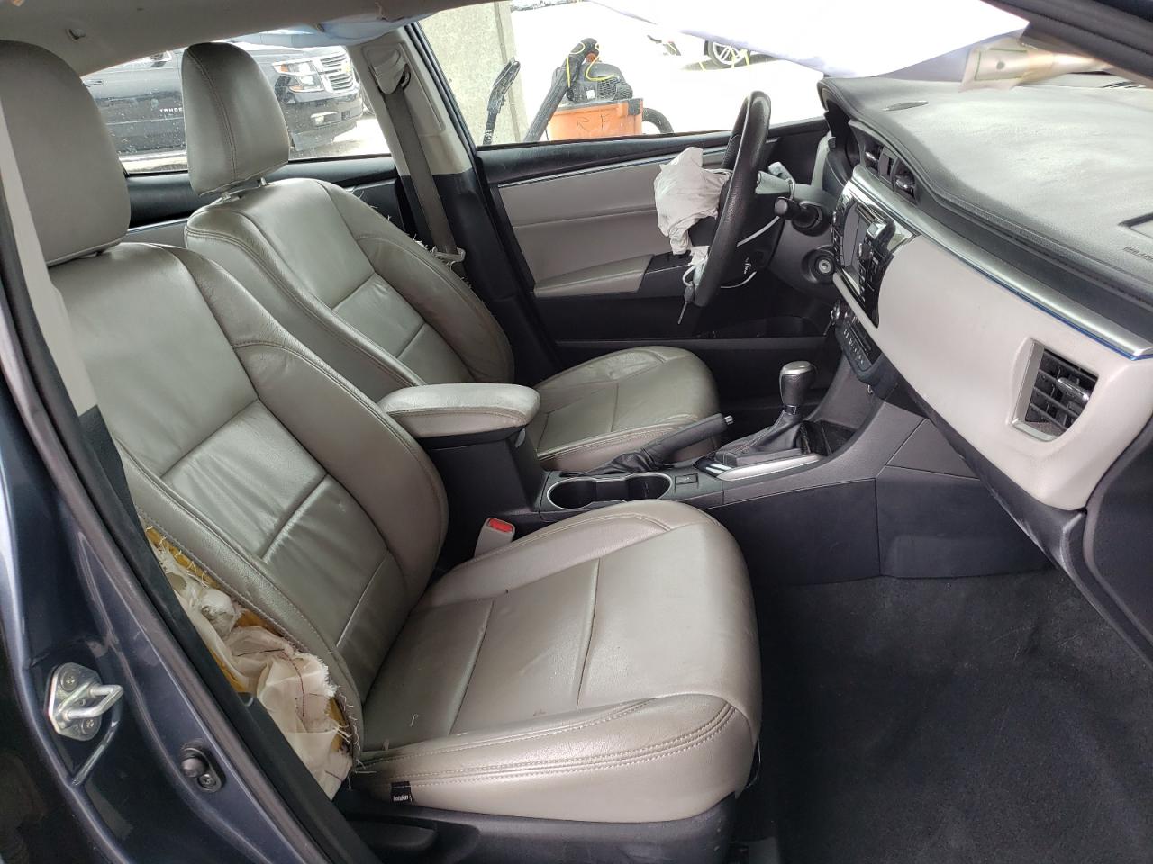 Photo 5 from auction – 2015 TOYOTA COROLLA L with VIN 2T1BURHE2FC292749