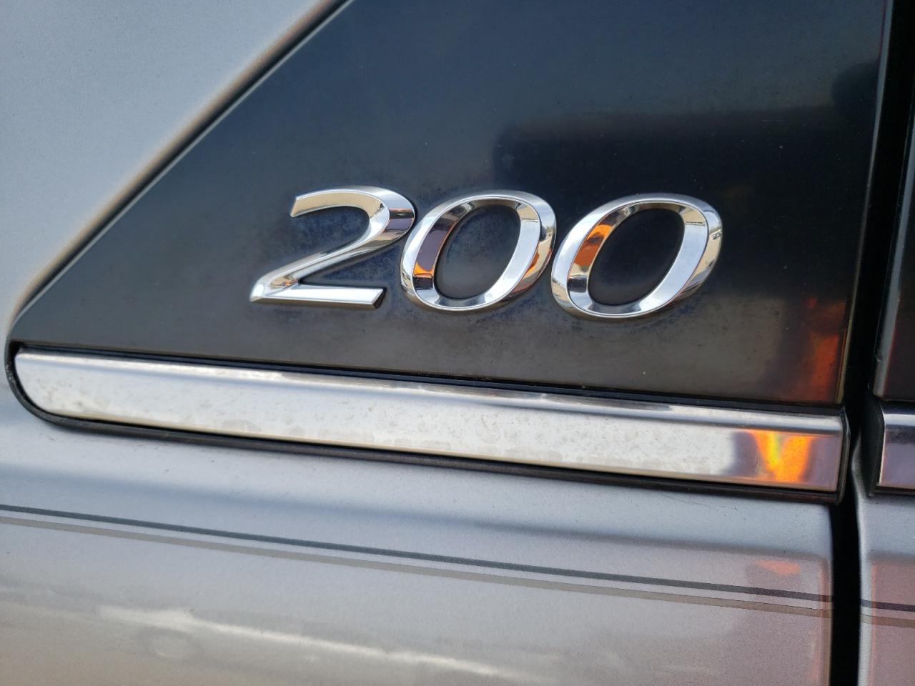 Photo 9 from auction – 2014 CHRYSLER 200 TOURIN with VIN 1C3CCBBG3EN115295