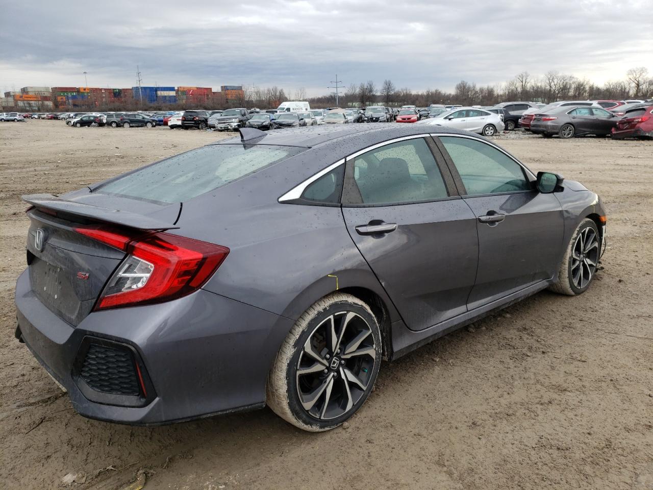 Photo 4 from auction – 2017 HONDA CIVIC SI with VIN 2HGFC1E57HH700120