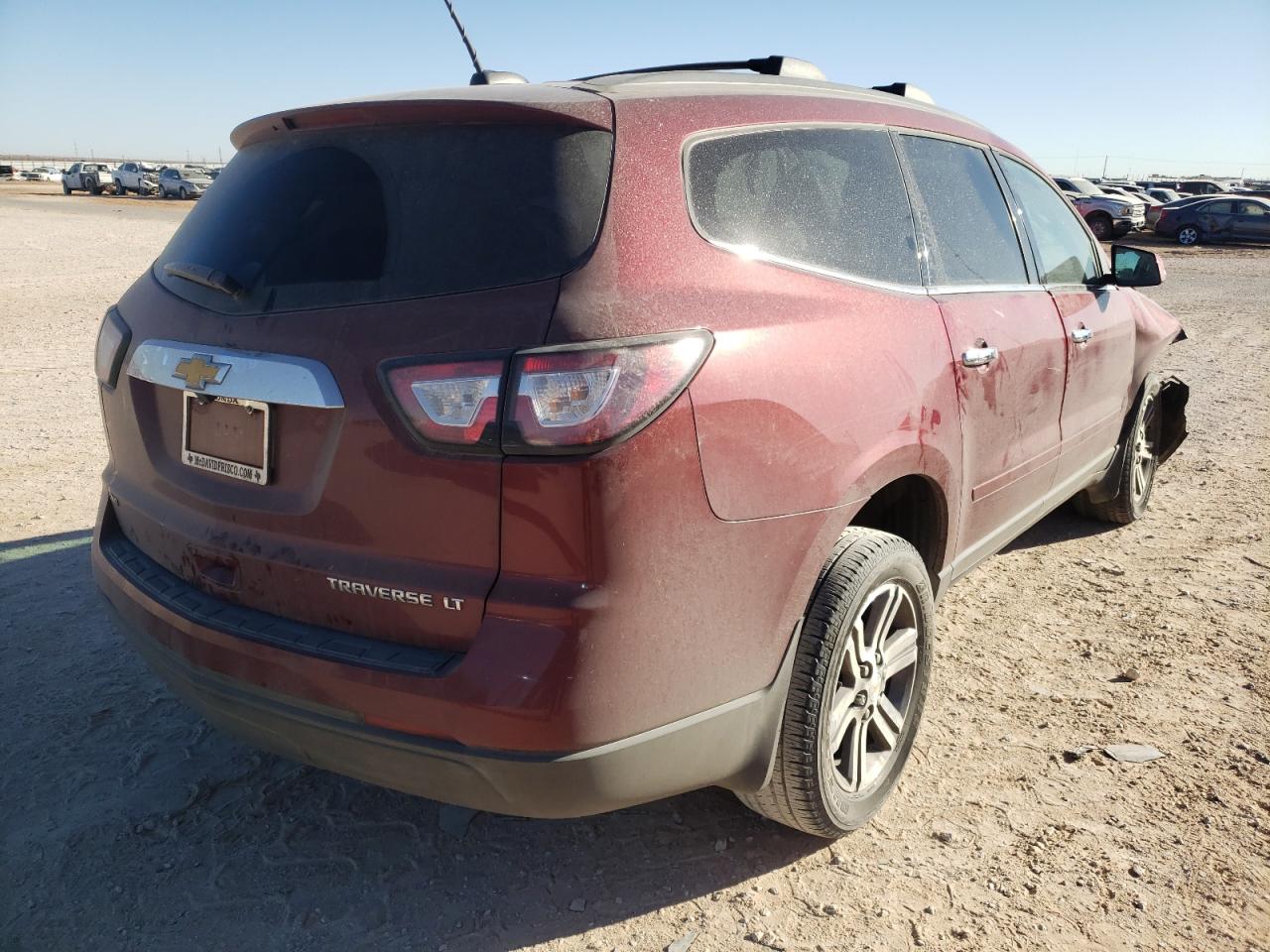 Photo 4 from auction – 2016 CHEVROLET TRAVERSE L with VIN 1GNKVGKD4GJ261632