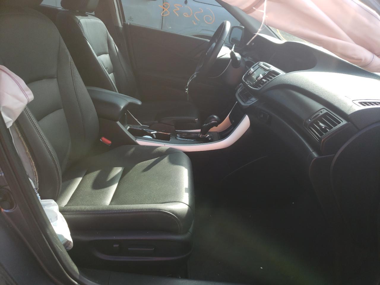 Photo 5 from auction – 2014 HONDA ACCORD EXL with VIN 1HGCR2F85EA248761
