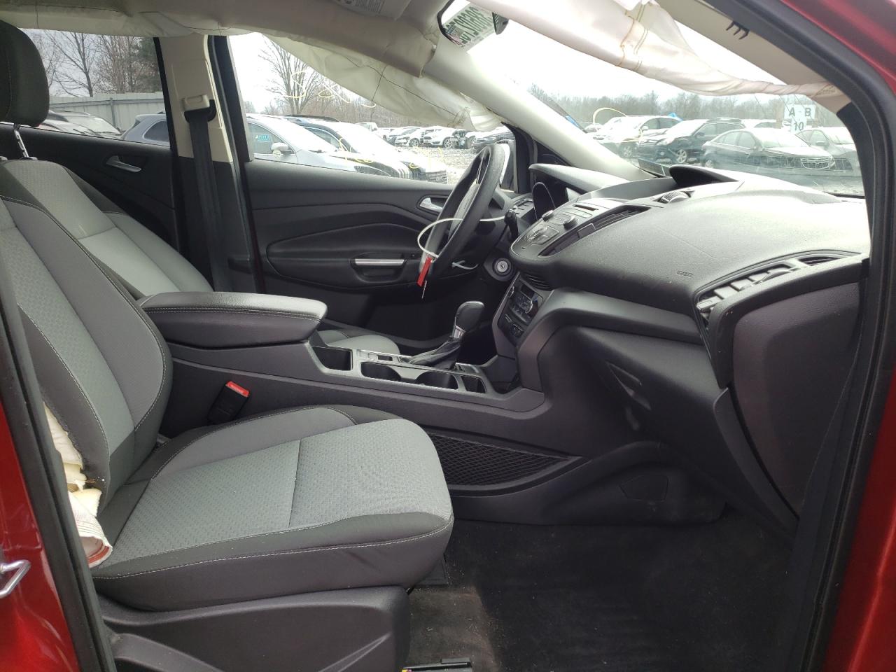 Photo 5 from auction – 2017 FORD ESCAPE SE with VIN 1FMCU0GD5HUB20239