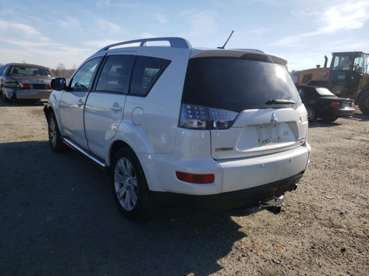 Photo 3 from auction – 2010 MITSUBISHI OUTLANDER with VIN JA4JT5AX5AZ609614