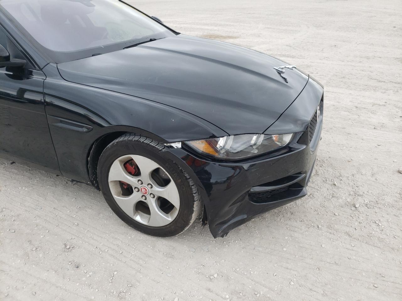 Photo 10 from auction – 2017 JAGUAR XE with VIN SAJAR4BG7HA958930