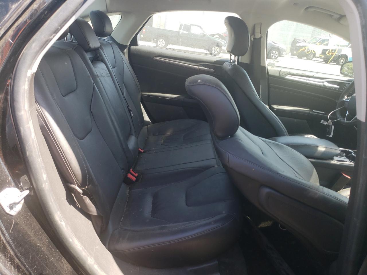 Photo 6 from auction – 2016 FORD FUSION TIT with VIN 3FA6P0SU3GR194464