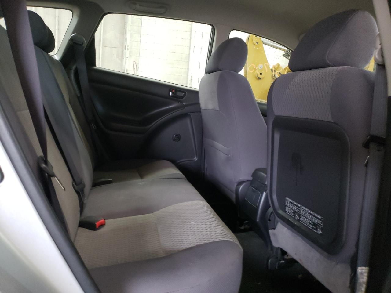 Photo 6 from auction – 2006 TOYOTA COROLLA MA with VIN 2T1KR32E96C575219