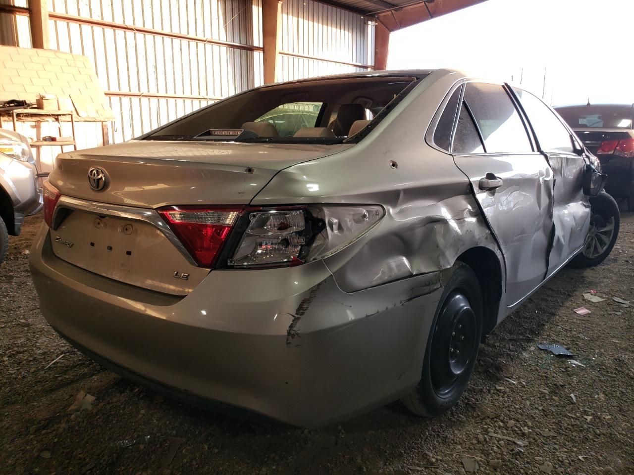 Photo 4 from auction – 2015 TOYOTA CAMRY LE with VIN 4T4BF1FKXFR445841