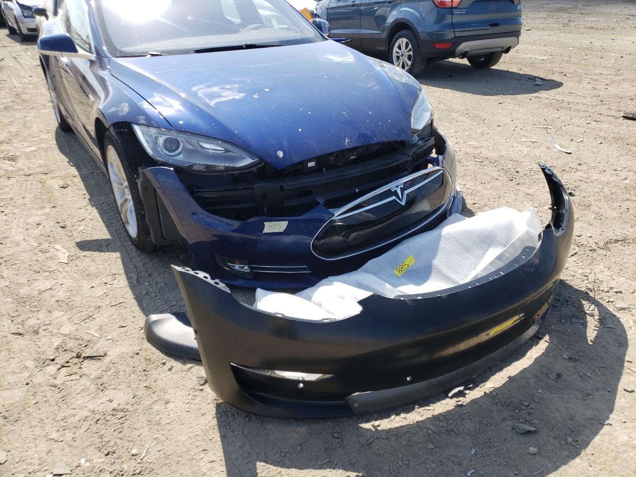 Photo 9 from auction – 2016 TESLA MODEL S with VIN 5YJSA1E22GF129374