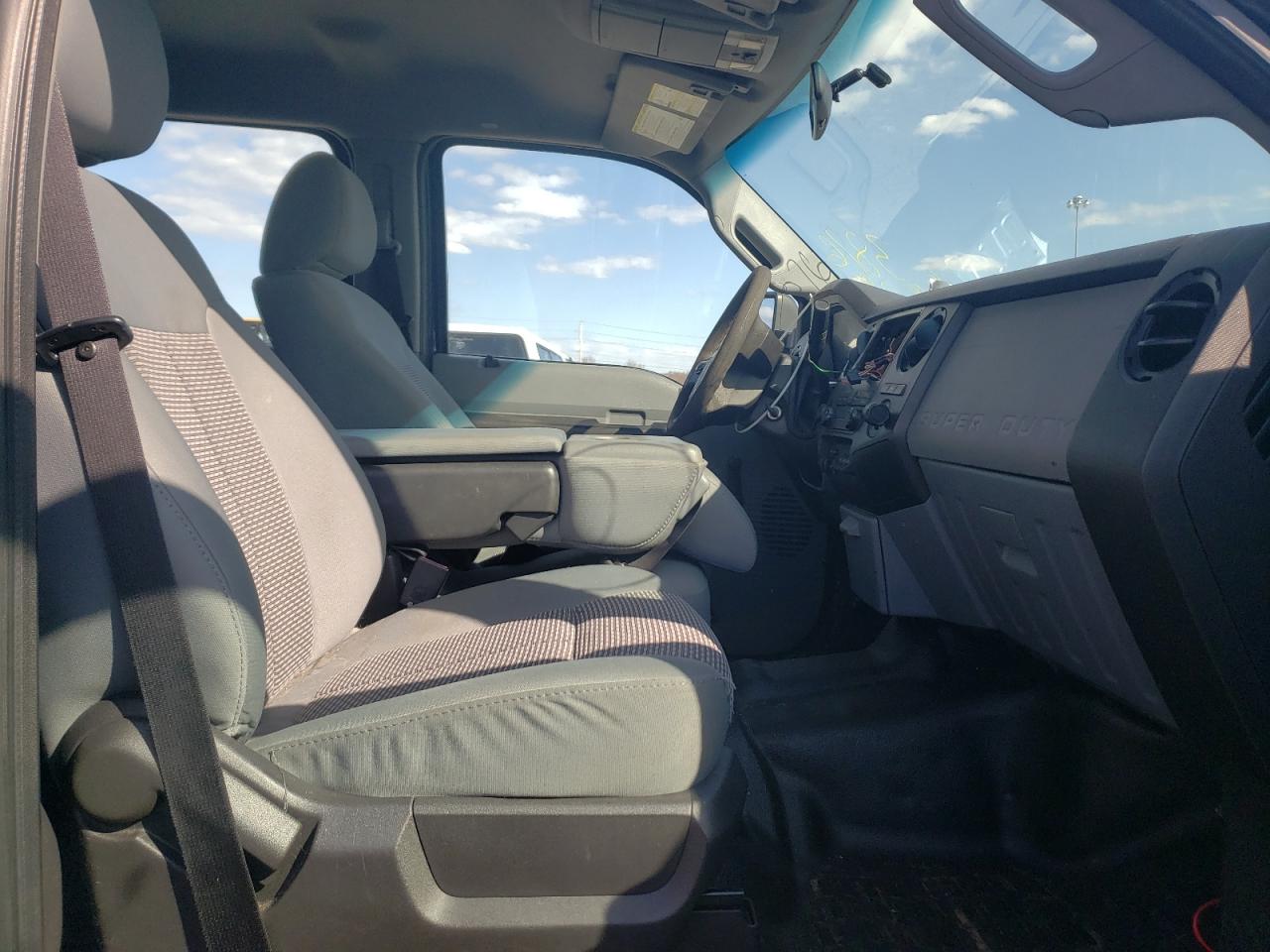Photo 5 from auction – 2011 FORD F250 SUPER with VIN 1FT7W2BT0BEA19430