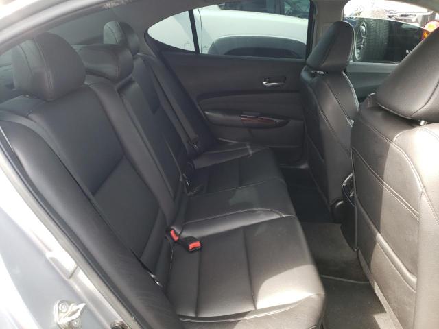 Photo 6 from auction – 2017 ACURA TLX with VIN 19UUB1F36HA010123