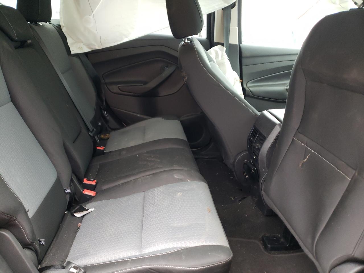 Photo 6 from auction – 2017 FORD ESCAPE SE with VIN 1FMCU0GD6HUA34860