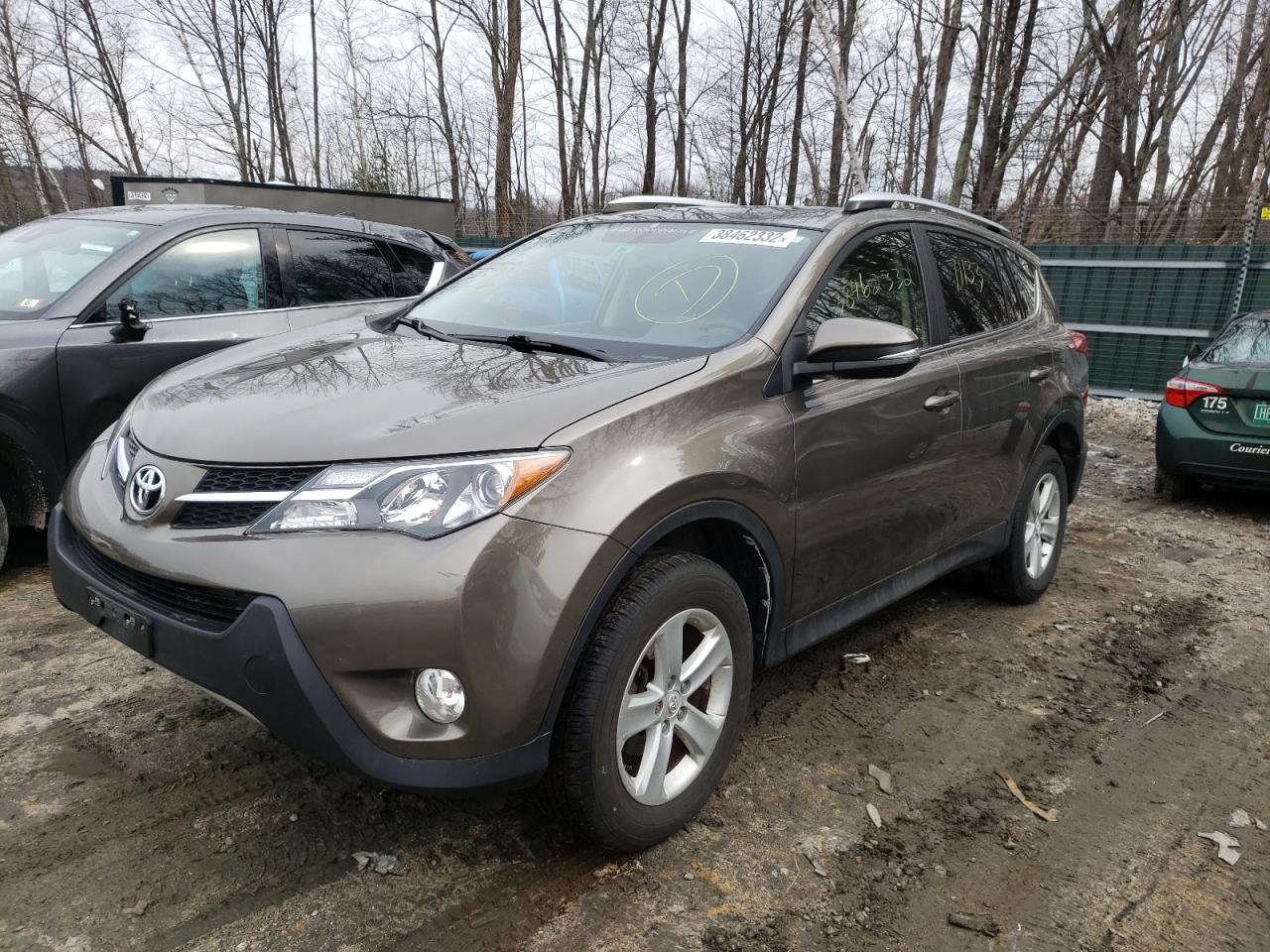 Photo 2 from auction – 2014 TOYOTA RAV4 XLE with VIN JTMRFREV7ED093338
