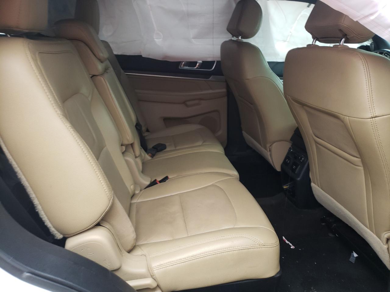 Photo 6 from auction – 2016 FORD EXPLORER L with VIN 1FM5K7F83GGB98592