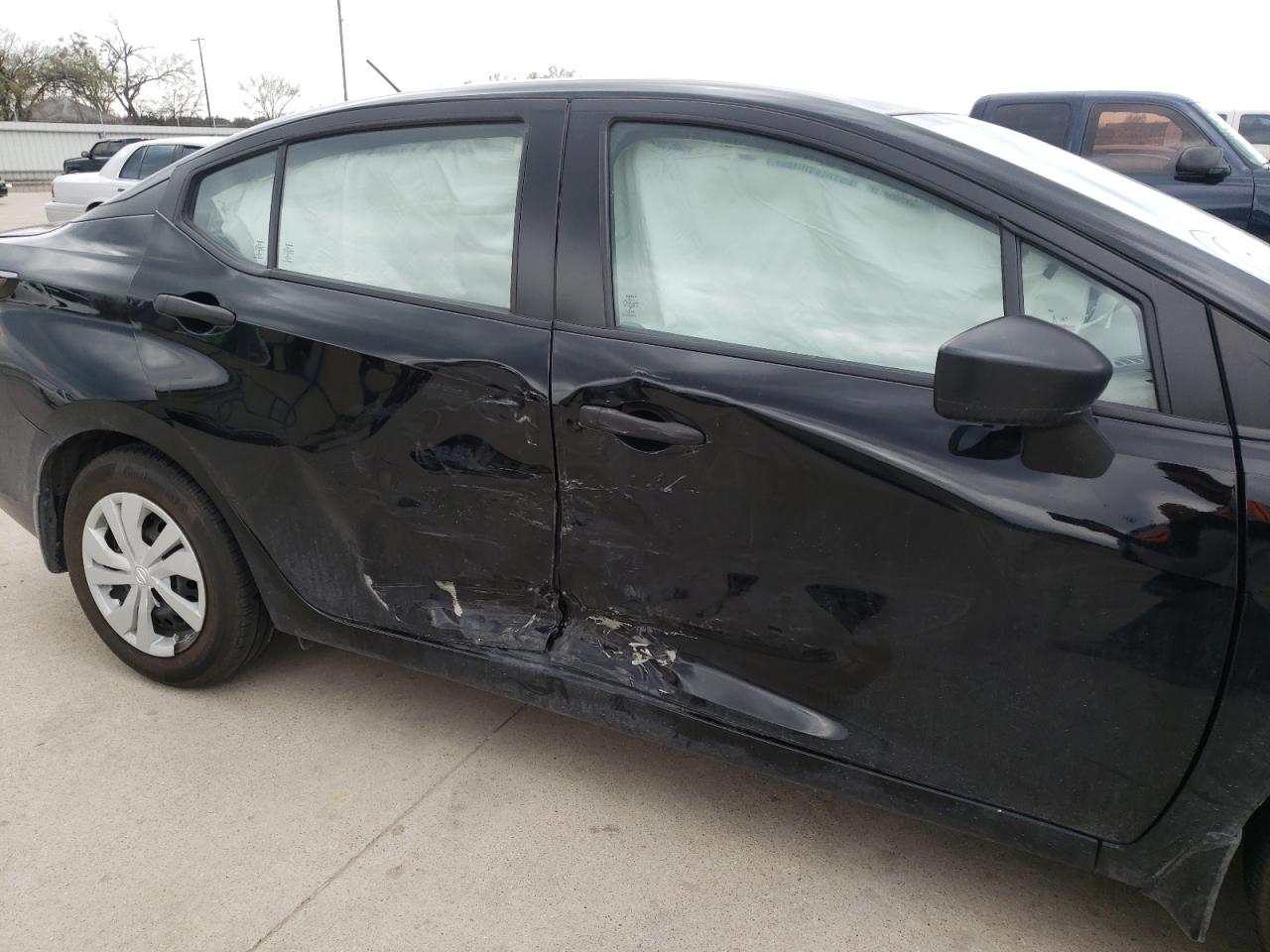 Photo 9 from auction – 2020 NISSAN VERSA S with VIN 3N1CN8DV4LL889656