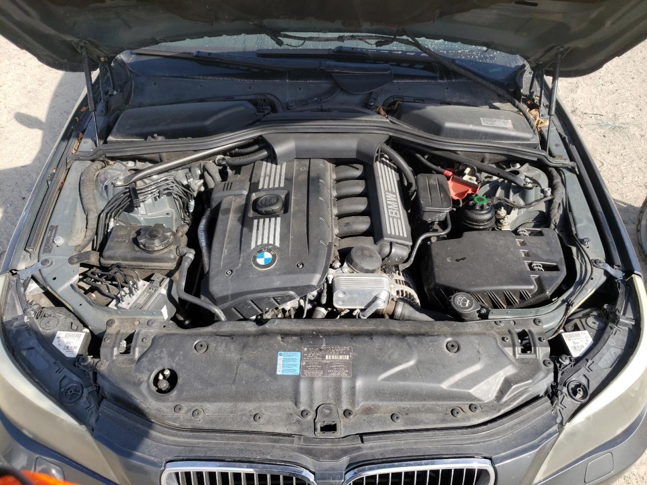 Photo 7 from auction – 2009 BMW 528 I with VIN WBANU53549C117913
