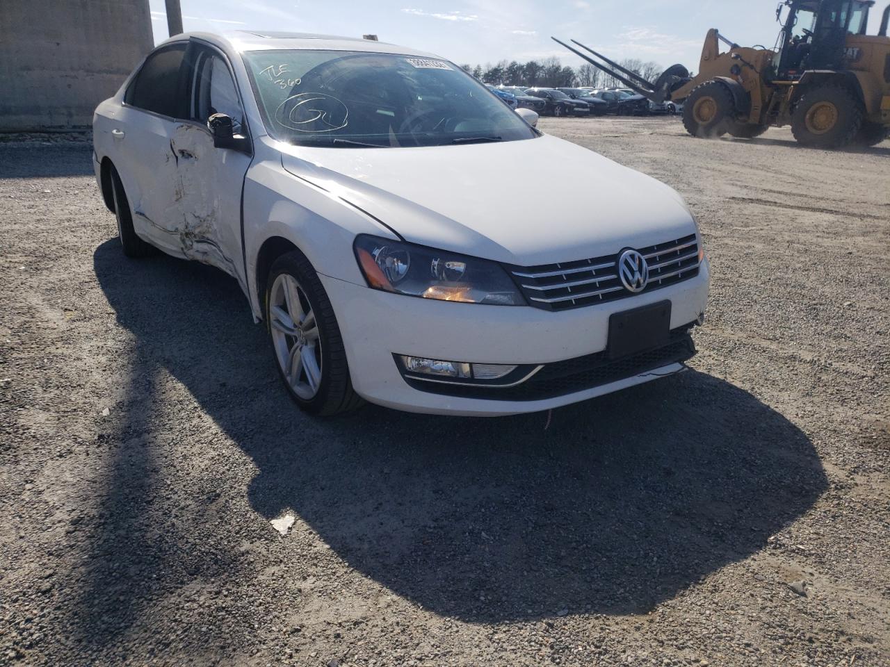 VOLKSWAGEN PASSAT SEL 2013 with VIN 1VWCN7A36DC101030 - Photo from auction