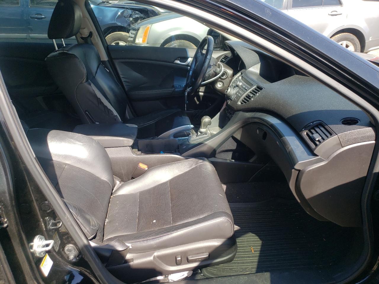 Photo 5 from auction – 2012 ACURA TSX TECH with VIN JH4CU2F6XCC020542