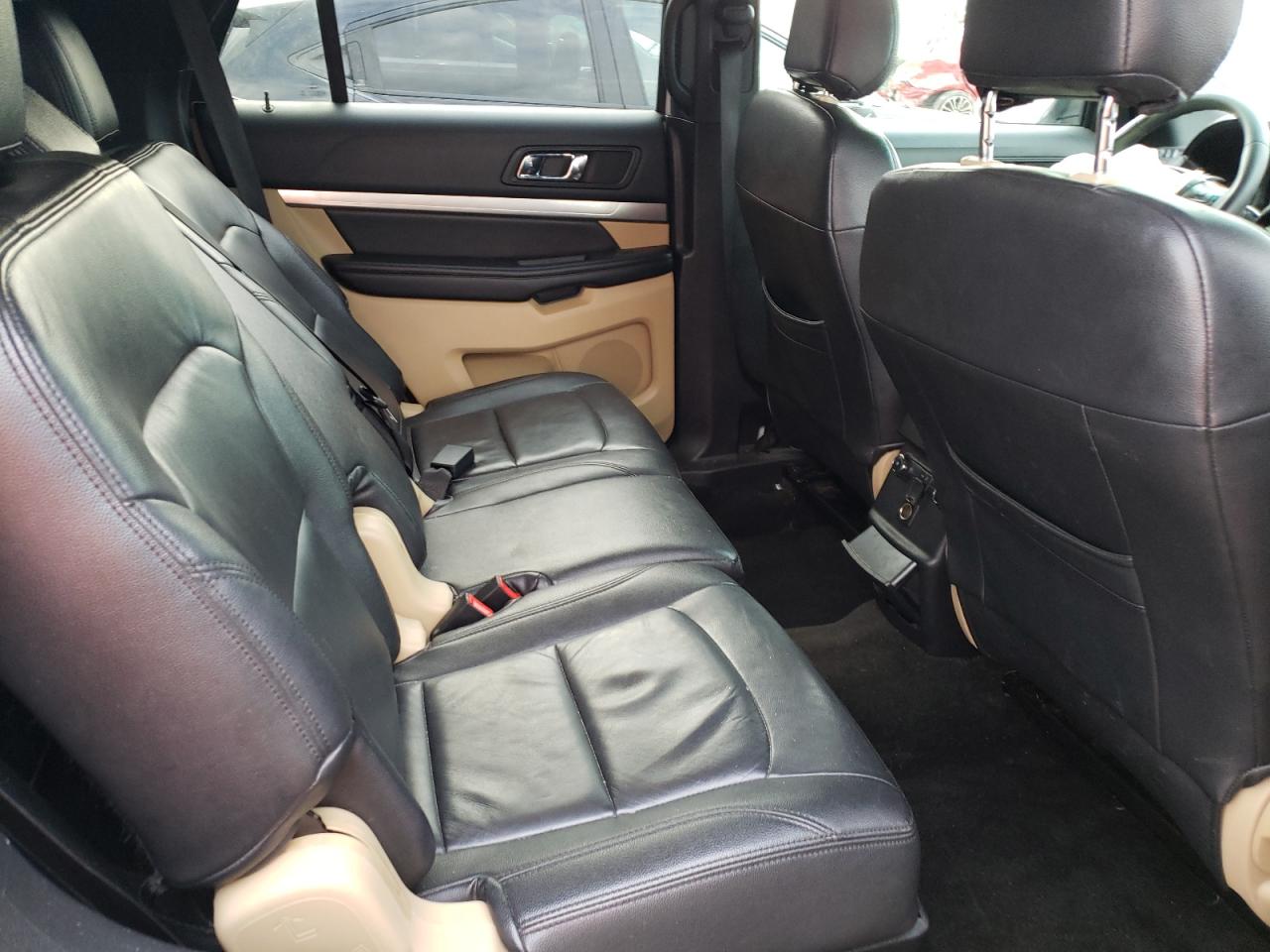 Photo 6 from auction – 2016 FORD EXPLORER with VIN 1FM5K7B81GGB70280