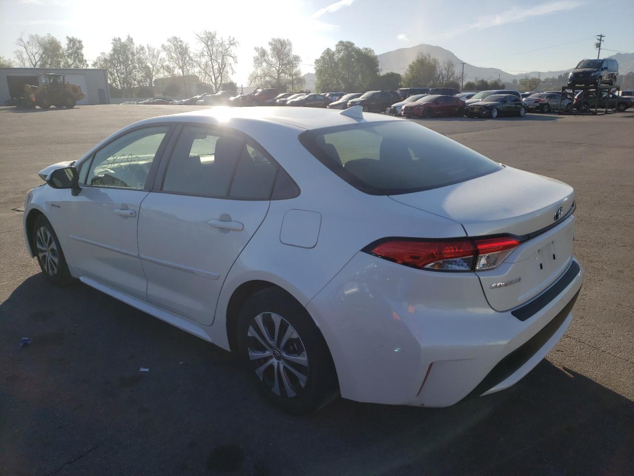 Photo 3 from auction – 2021 TOYOTA COROLLA LE with VIN JTDEAMDE5MJ009325