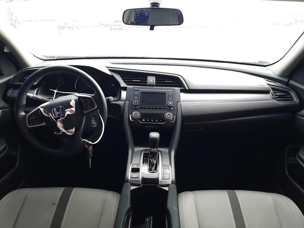 Photo 9 from auction – 2017 HONDA CIVIC LX with VIN 19XFC2F51HE202039