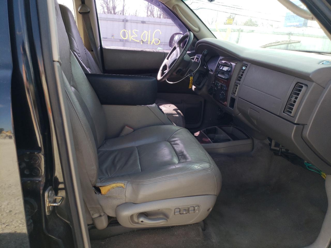Photo 5 from auction – 2001 DODGE DURANGO with VIN 1B4HS28N31F514624