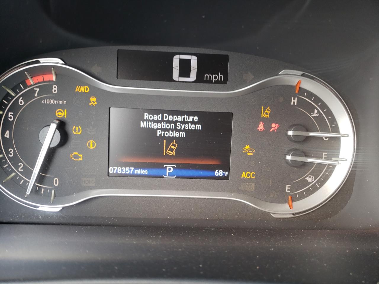 Photo 8 from auction – 2016 HONDA PILOT ELIT with VIN 5FNYF6H01GB002523