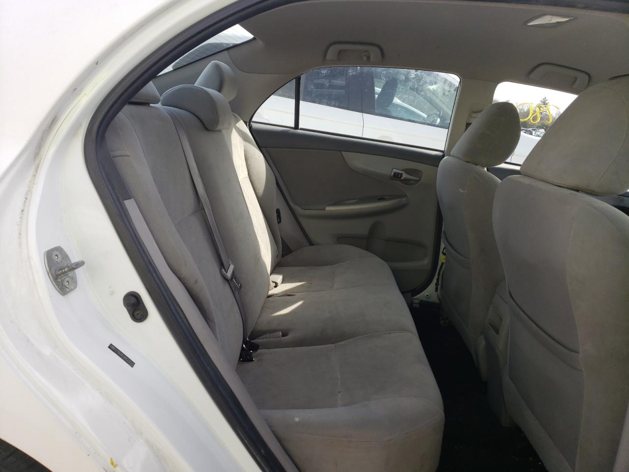 Photo 6 from auction – 2010 TOYOTA COROLLA BA with VIN 2T1BU4EE8AC230112