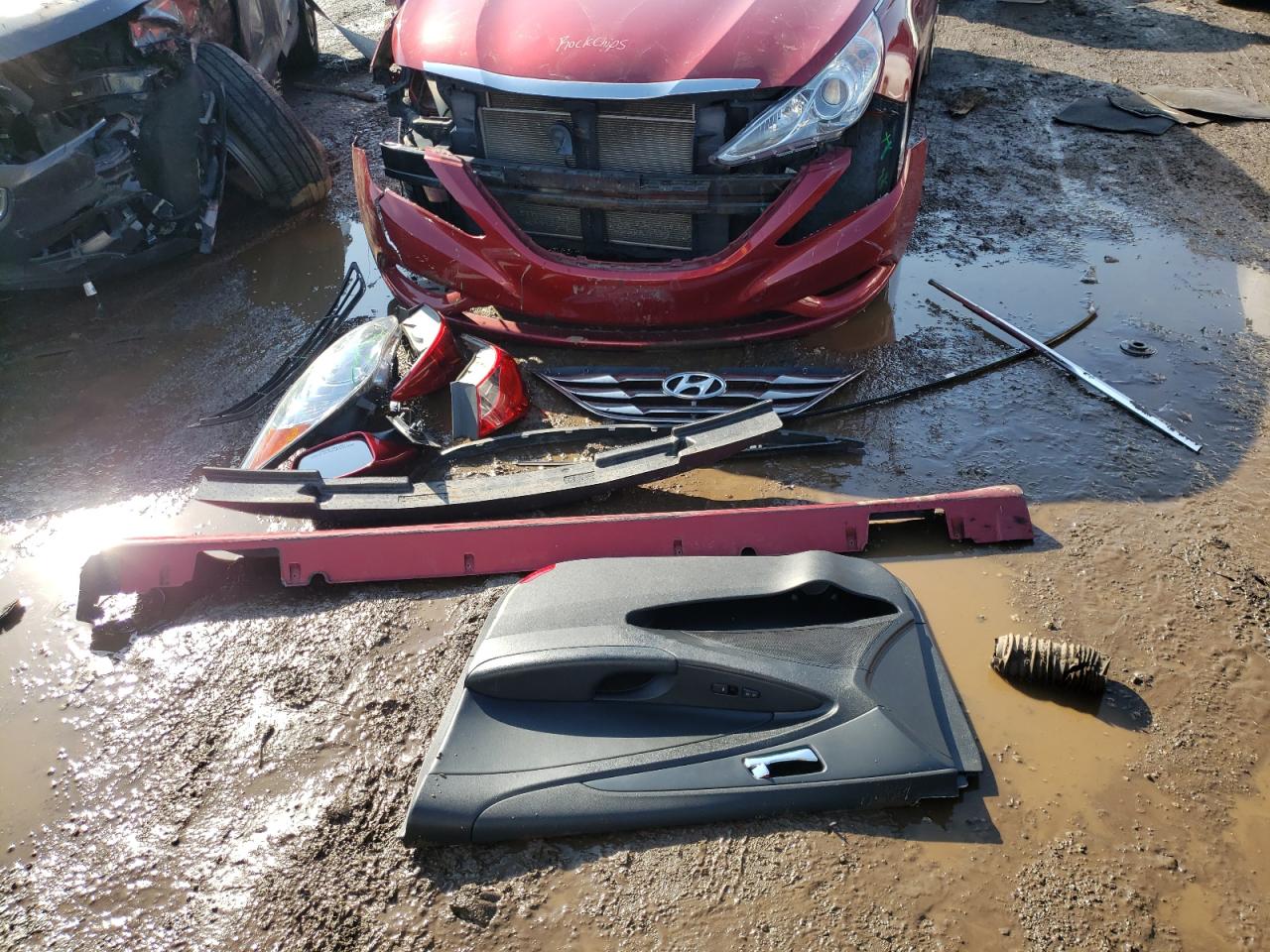 Foto 9 de la subasta – 2011 HYUNDAI SONATA SE con VIN 5NPEC4AC0BH155019
