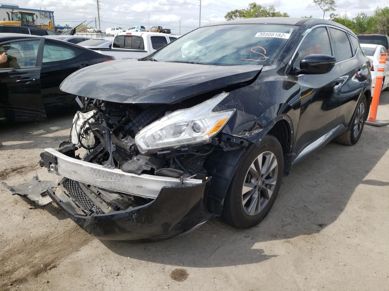 Photo 2 from auction – 2016 NISSAN MURANO S with VIN 5N1AZ2MG2GN162007