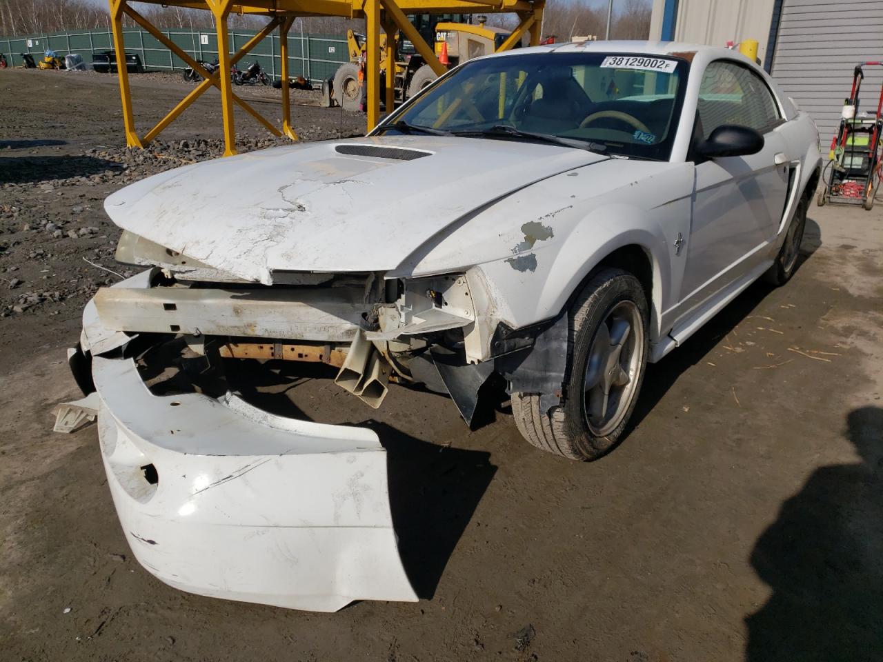 Photo 2 from auction – 2000 FORD MUSTANG with VIN 1FAFP4046YF161273