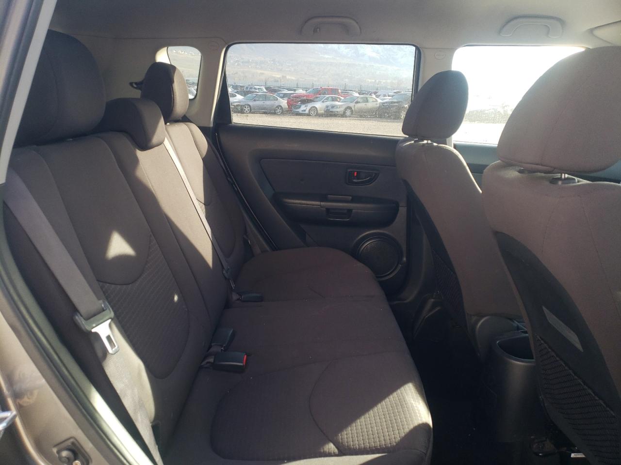 Photo 6 from auction – 2013 KIA SOUL with VIN KNDJT2A56D7558532