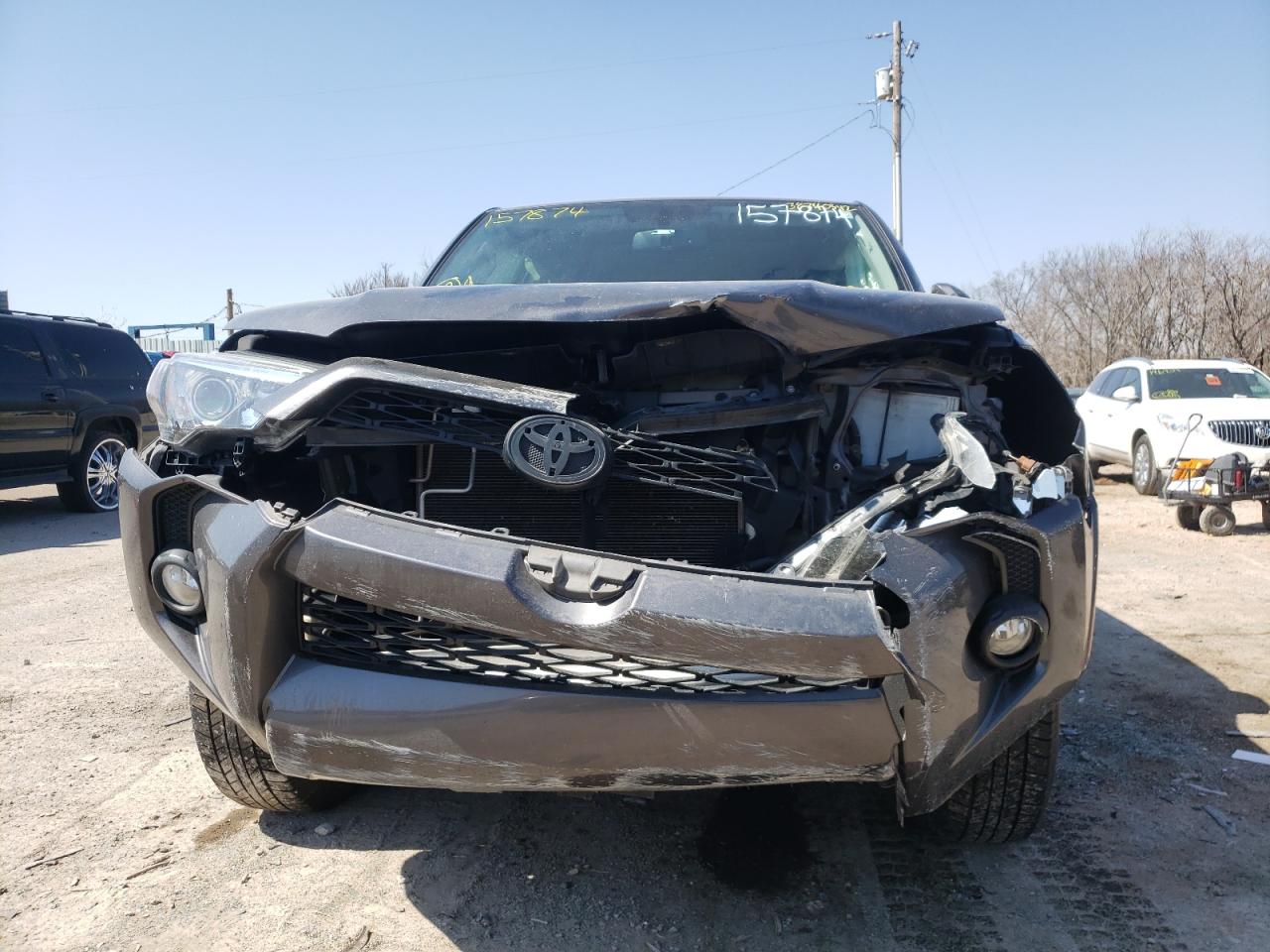 Photo 9 from auction – 2017 TOYOTA 4RUNNER SR with VIN JTEZU5JRXH5157874