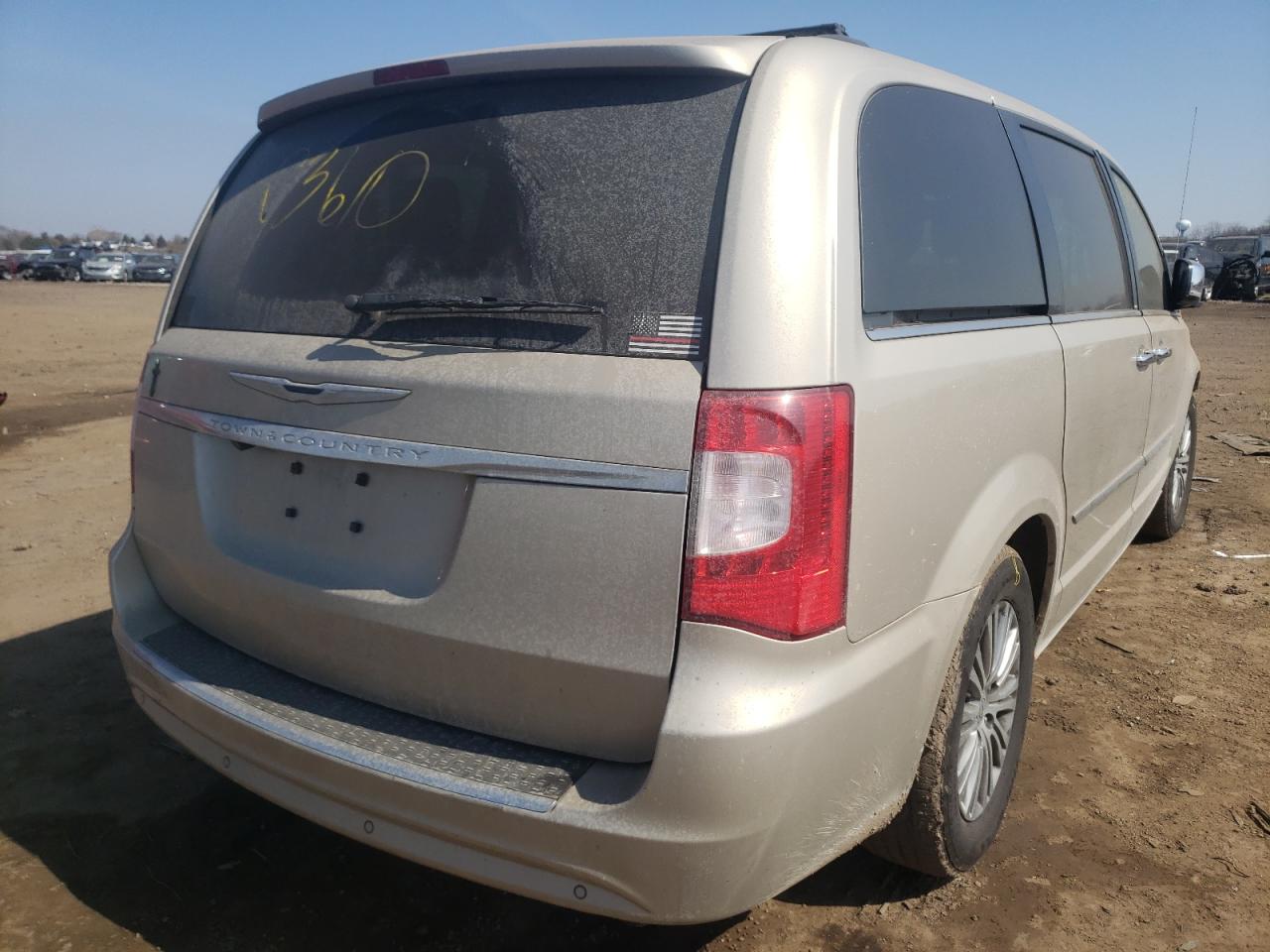 Photo 4 from auction – 2013 CHRYSLER TOWN & COU with VIN 2C4RC1CG3DR808139
