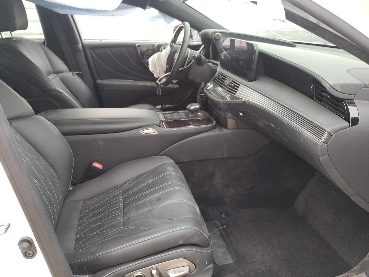 Photo 5 from auction – 2021 LEXUS LS 500 BAS with VIN JTHD51FF4M5013944