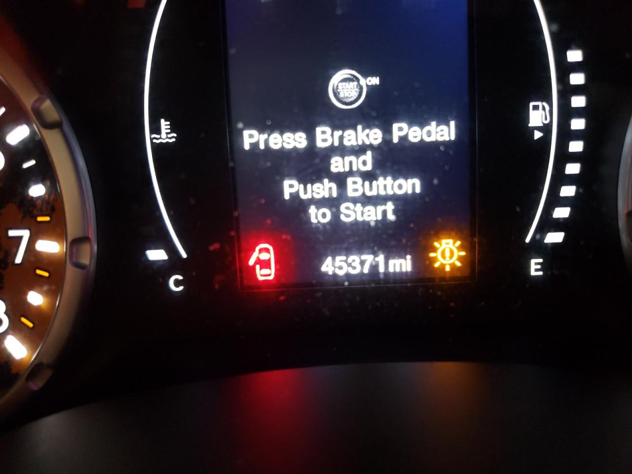 Photo 8 from auction – 2018 JEEP RENEGADE S with VIN ZACCJBAB4JPH30186