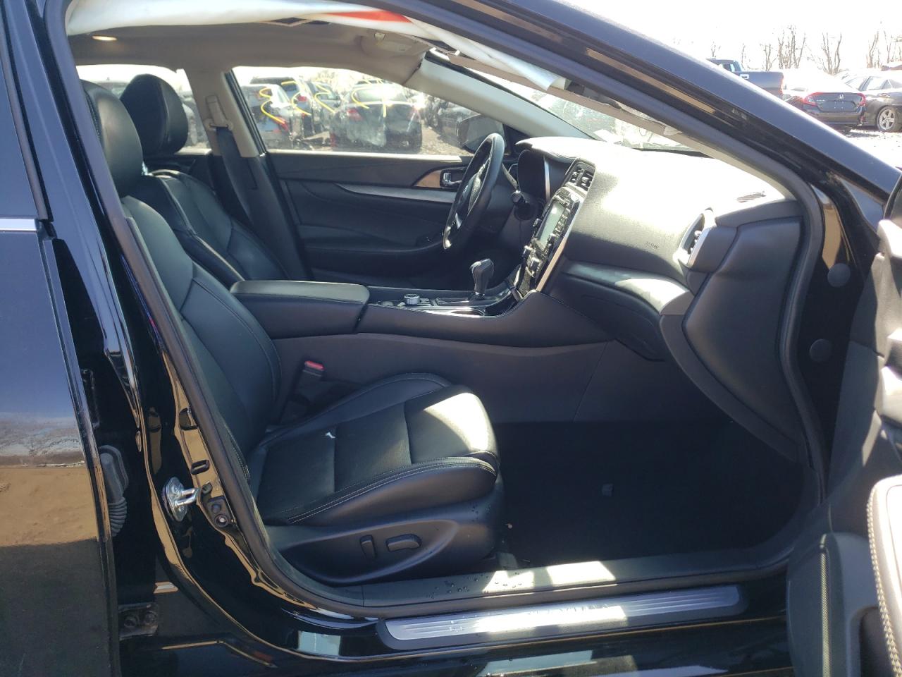 Photo 5 from auction – 2018 NISSAN MAXIMA 3.5 with VIN 1N4AA6AP9JC375519