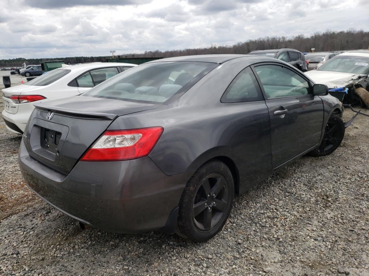 Photo 4 from auction – 2011 HONDA CIVIC with VIN 2HGFG1B65BH511278