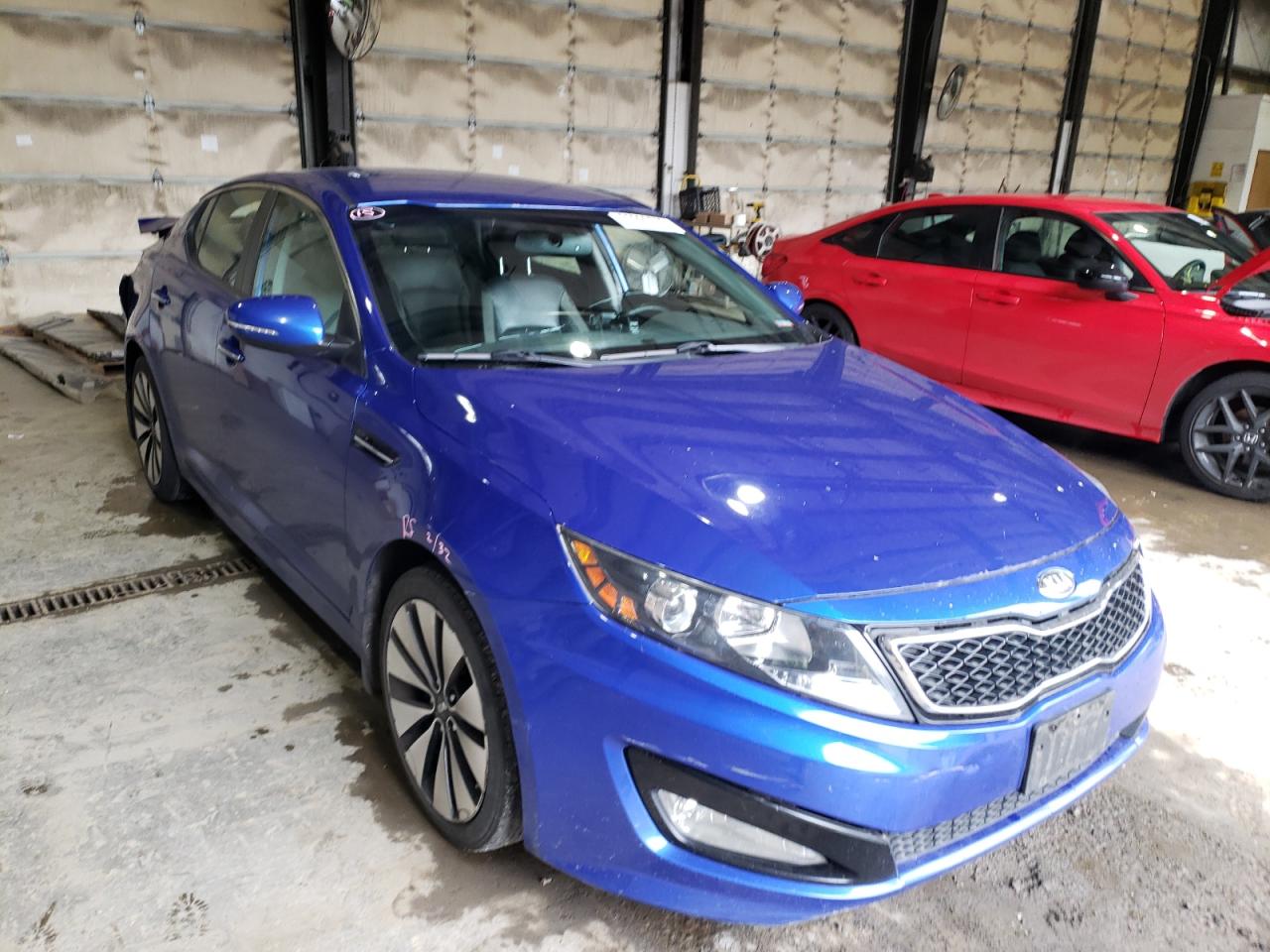 KIA OPTIMA SX 2013 with VIN 5XXGR4A66DG227423 - Photo from auction