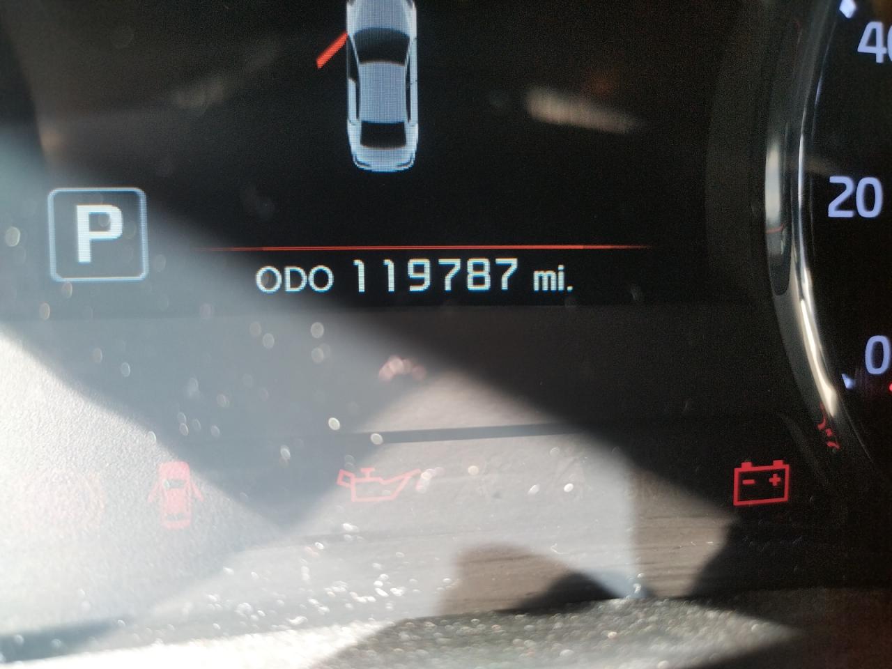 Photo 8 from auction – 2015 KIA FORTE EX with VIN KNAFX5A84F5290128