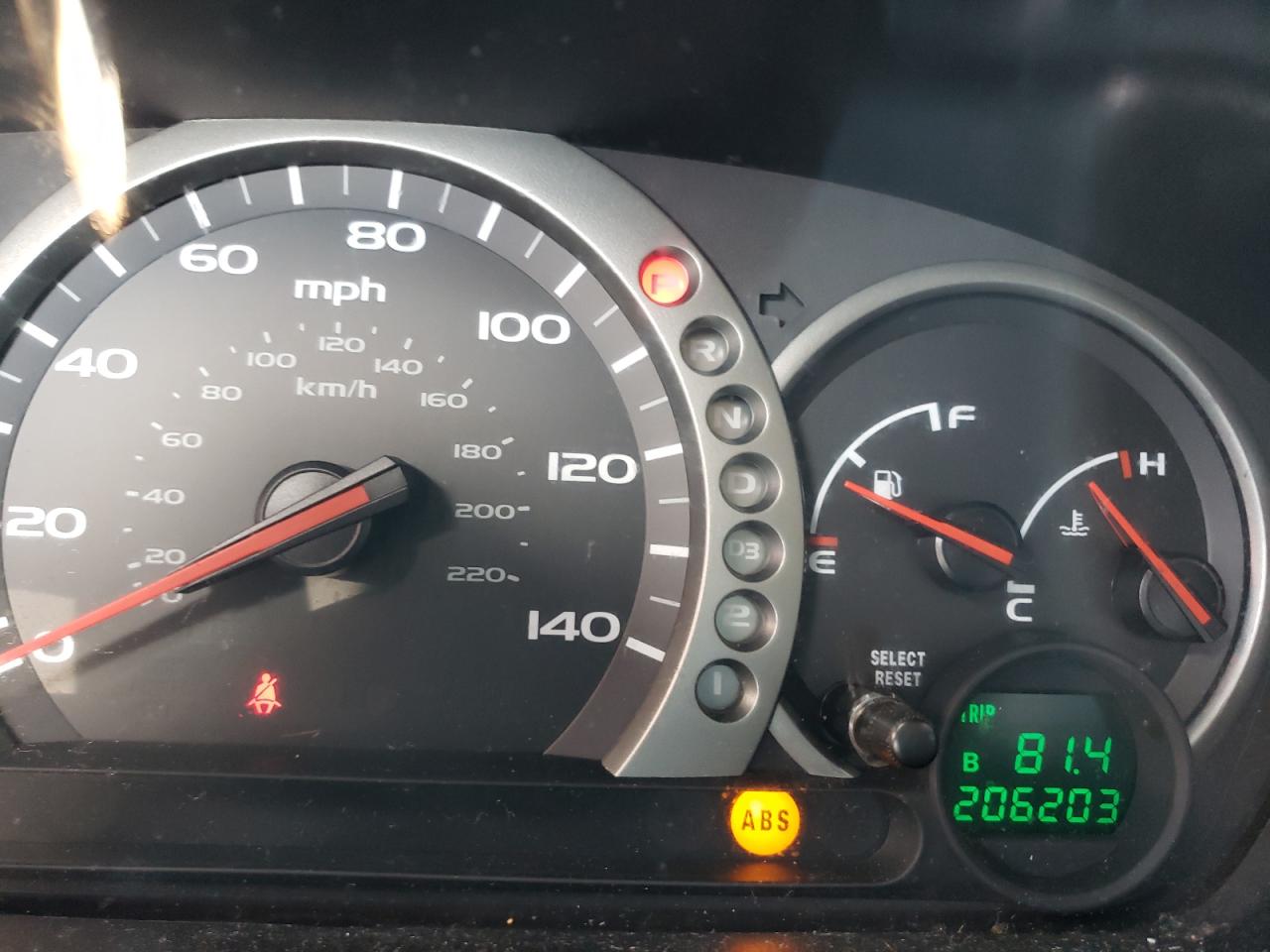 Photo 8 from auction – 2003 HONDA PILOT EXL with VIN 2HKYF18523H572928